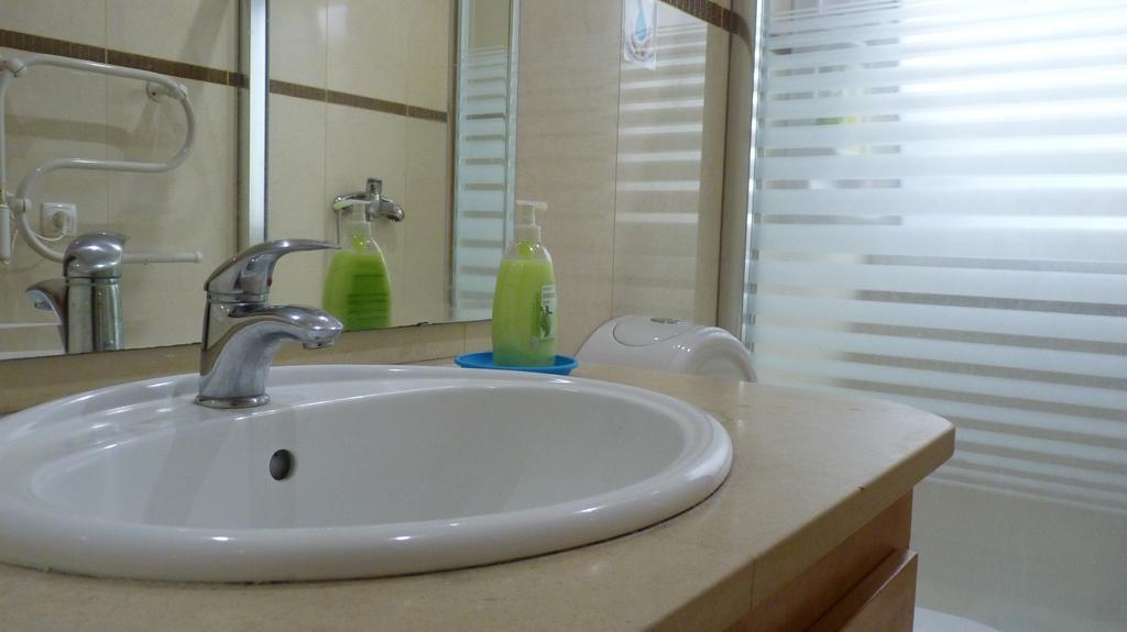 Azores Holidays House -B&B - Suites - Self Check-In Keyboard Ponta Delgada Buitenkant foto